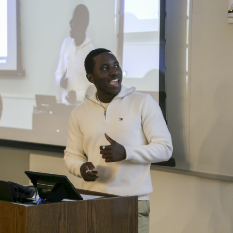 Jiang Fellow presenting in classroom
